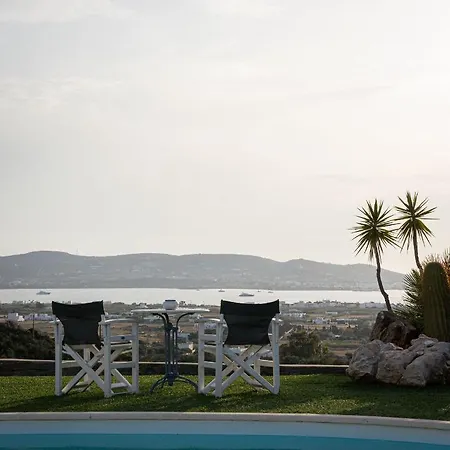 فيلة Phos Paros
