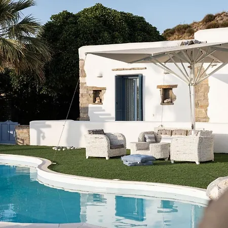 Phos Paros فيلة