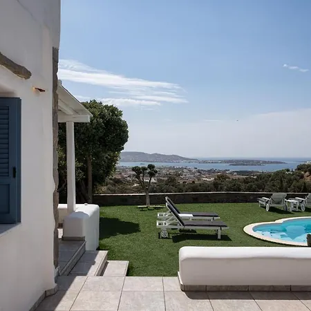 فيلة Phos Paros