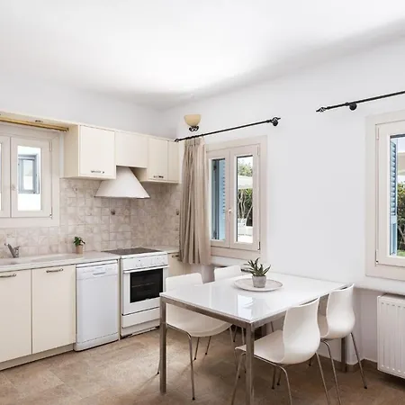 Phos Villa